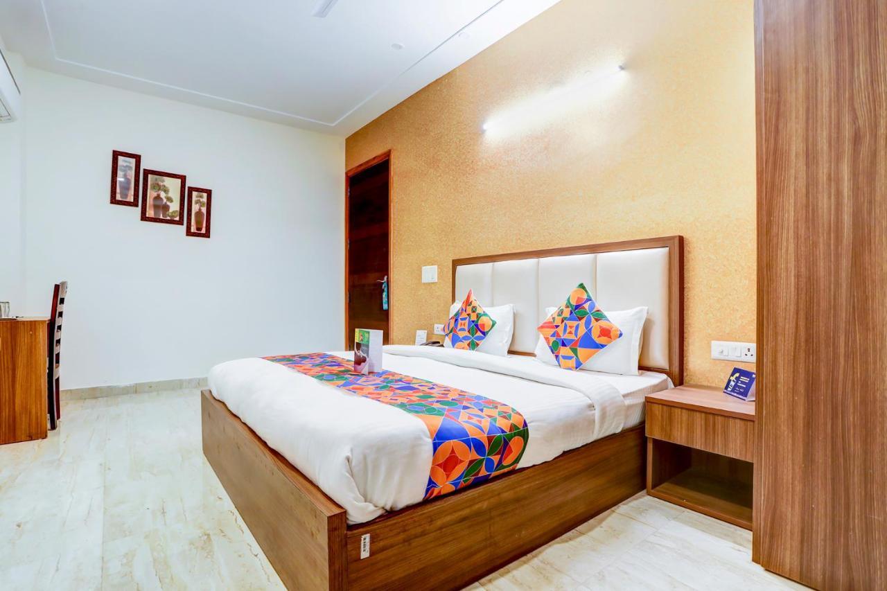 Fabhotel Golf Course Sapphire Gurgaon Exterior photo